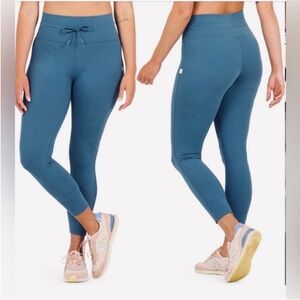 🍑Vuori Pool Blue Daily Legging NEW WITH TAGS Size XL